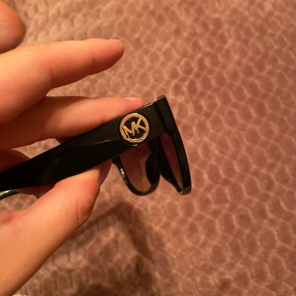 Michael Kors sunglasses - Picture 5 of 5